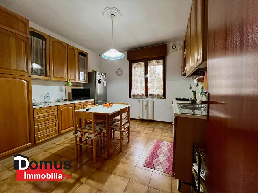 Immagine 6 di Appartamento in vendita  a Ferrara