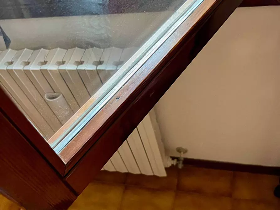 Immagine 11 di Appartamento in vendita  a Ferrara