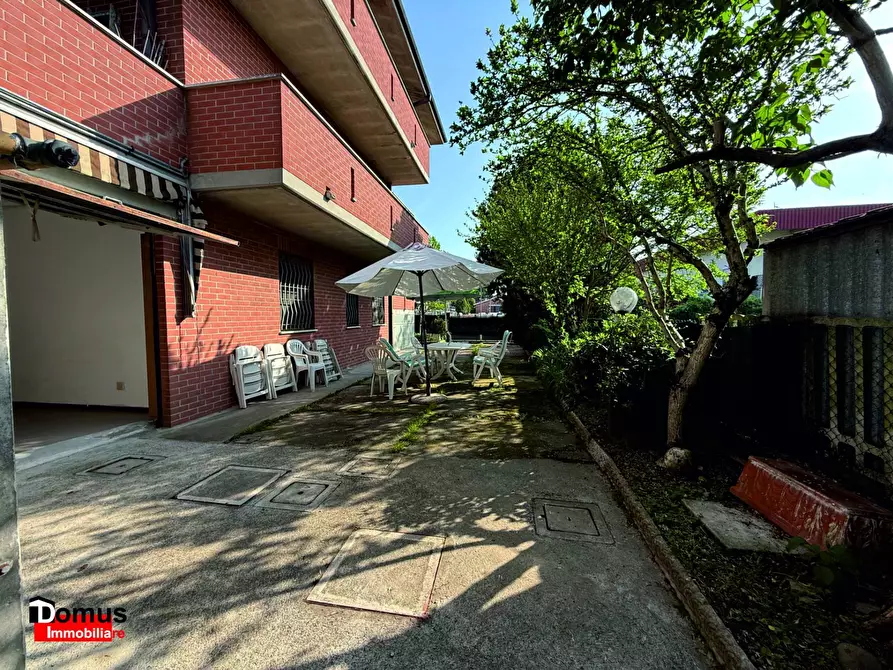 Immagine 3 di Casa indipendente in vendita  a Ferrara