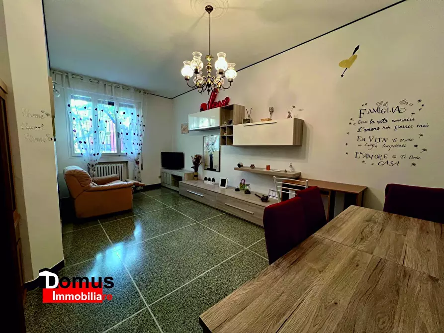 Immagine 1 di Appartamento in vendita  a Ferrara