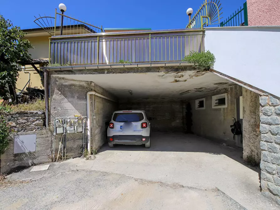 Immagine 32 di Casa semindipendente in vendita  in LOCALITA' GARBUGGI a Coreglia Ligure