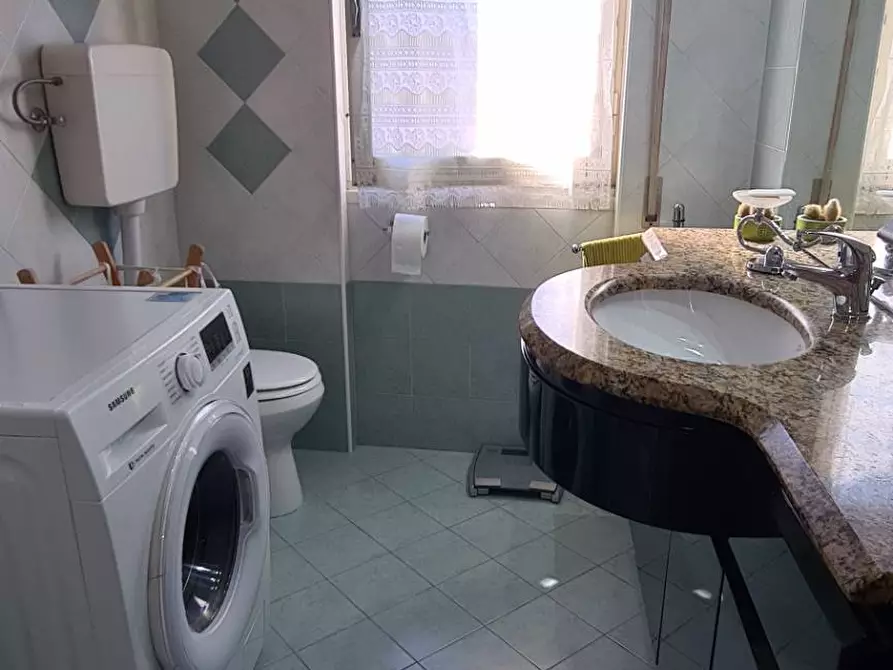 Immagine 52 di Appartamento in vendita  in CENTRO a Chiavari