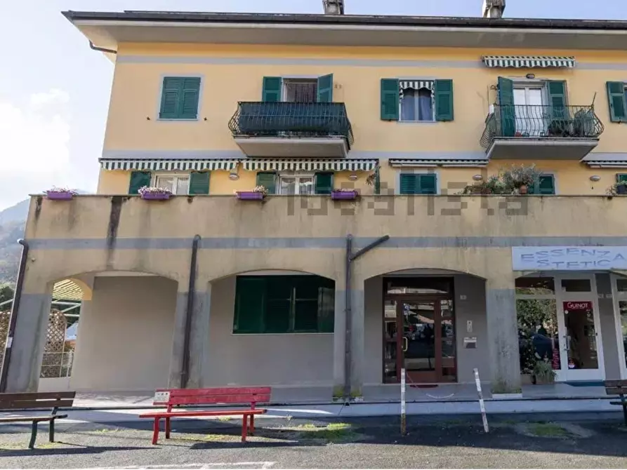 Immagine 1 di Appartamento in vendita  in PIAZZA COLOMBO 9 a Coreglia Ligure