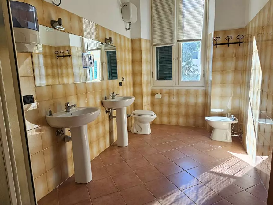 Immagine 20 di Appartamento in affitto  in P.ZA ROMA a Chiavari