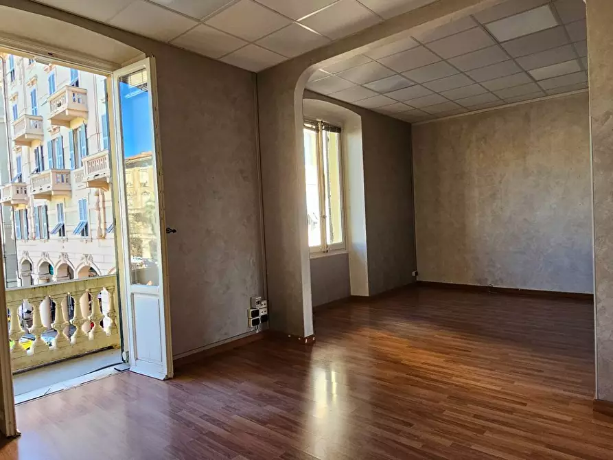 Immagine 26 di Appartamento in affitto  in P.ZA ROMA a Chiavari