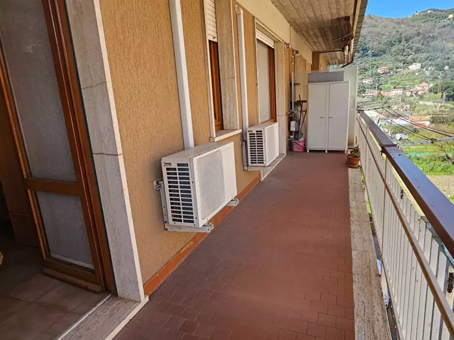 Immagine 10 di Appartamento in vendita  in VIA PRIVATA CASTAGNINO GAGLIARDO 1 a Avegno