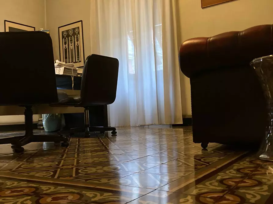 Immagine 1 di Appartamento in vendita  in VIA NINO BIXIO 19 a Chiavari