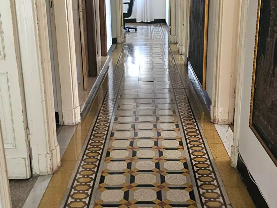 Immagine 22 di Appartamento in vendita  in VIA NINO BIXIO 19 a Chiavari