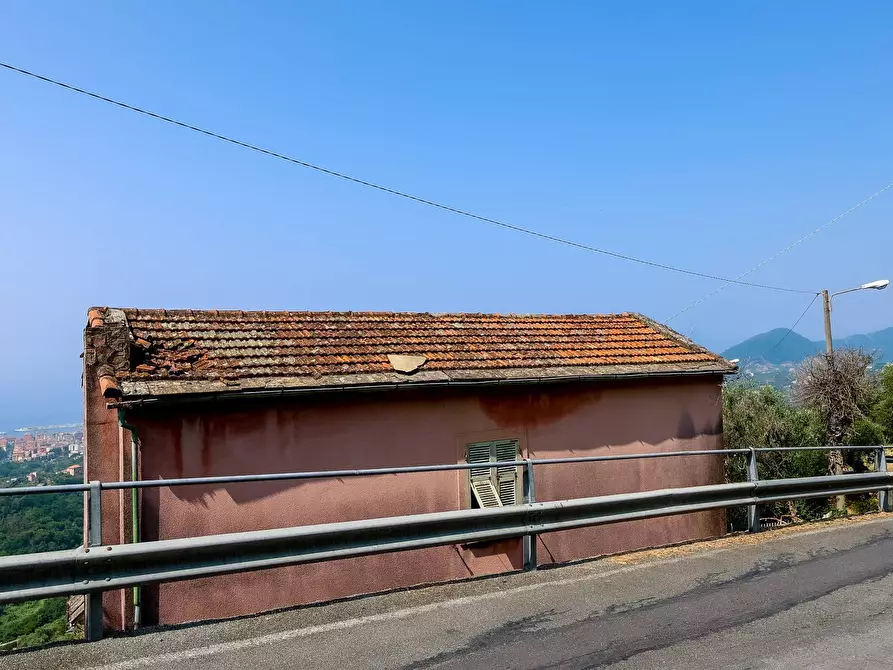 Immagine 6 di Villa in vendita  in VIA CAV. FELICE COGORNO 295 a Avegno