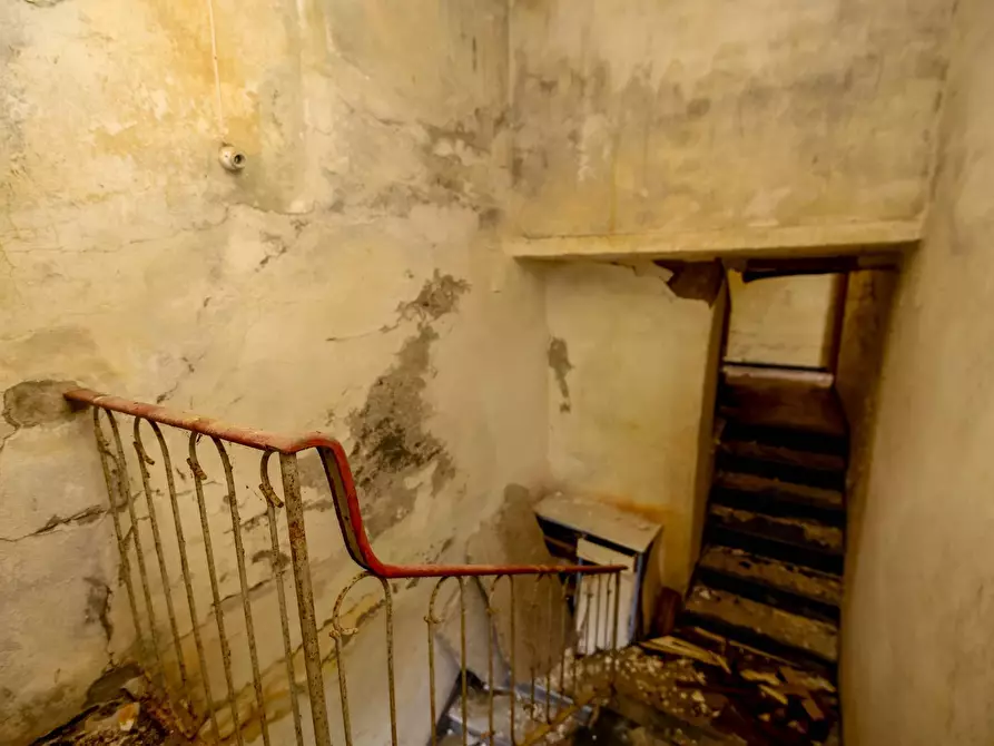 Immagine 16 di Villa in vendita  in VIA CAV. FELICE COGORNO 295 a Avegno