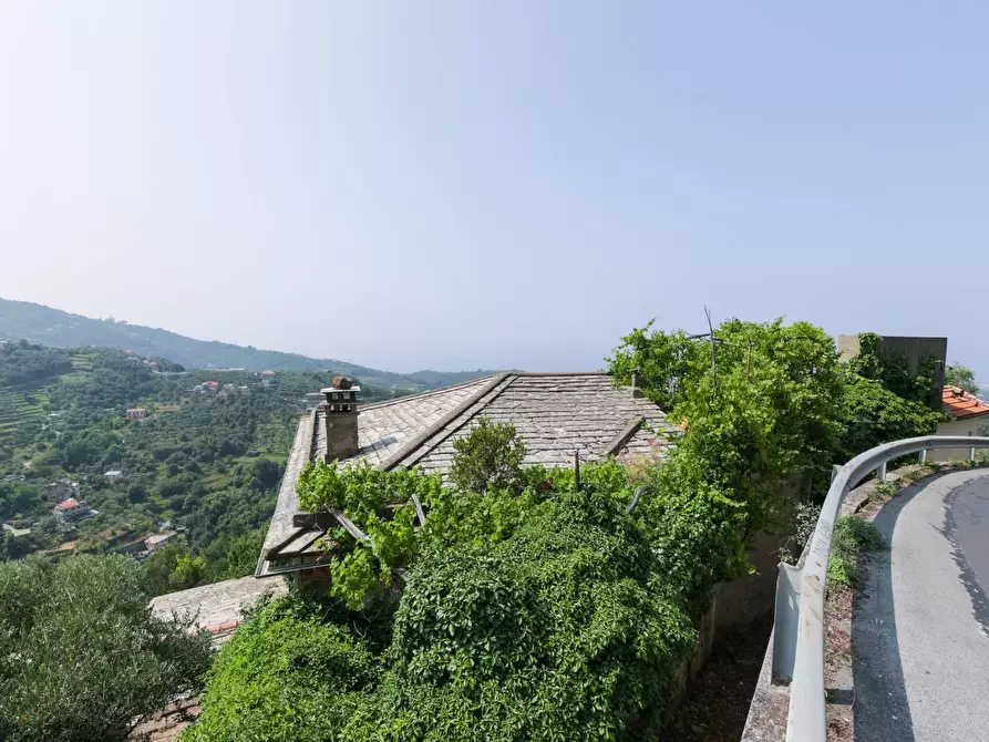 Immagine 8 di Casa semindipendente in vendita  in VIA CAV. FELICE COGORNO 90-84 a Avegno