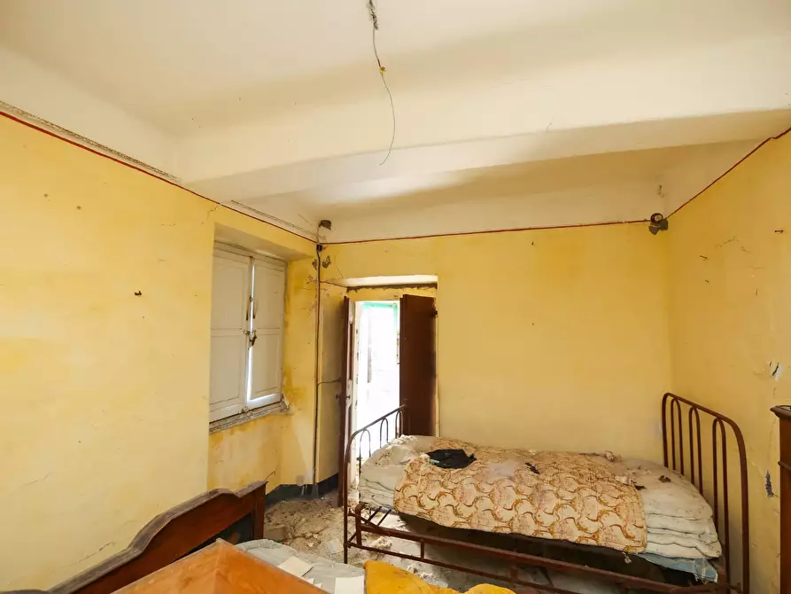 Immagine 14 di Casa semindipendente in vendita  in VIA CAV. FELICE COGORNO 90-84 a Avegno