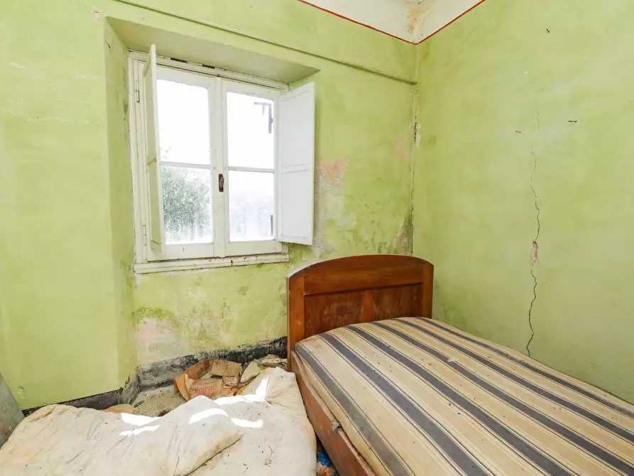 Immagine 29 di Casa semindipendente in vendita  in VIA CAV. FELICE COGORNO 90-84 a Avegno