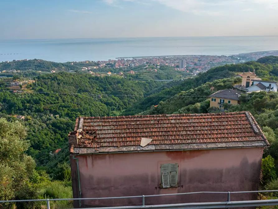 Immagine 37 di Villa in vendita  in VIA CAV. FELICE COGORNO 295 a Avegno