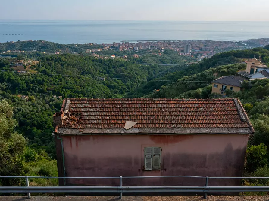 Immagine 38 di Villa in vendita  in VIA CAV. FELICE COGORNO 295 a Avegno
