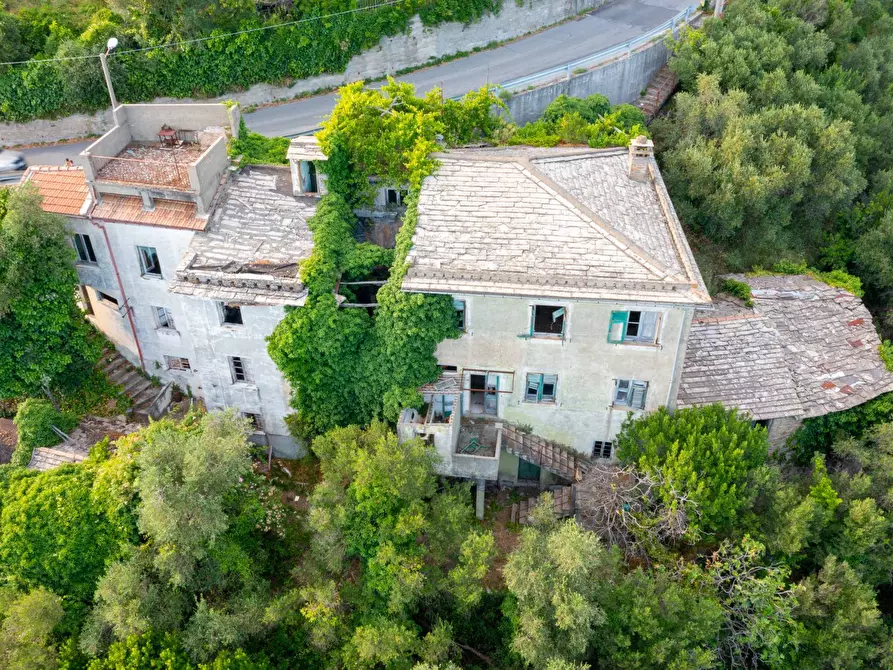 Immagine 45 di Casa semindipendente in vendita  in VIA CAV. FELICE COGORNO 90-84 a Avegno