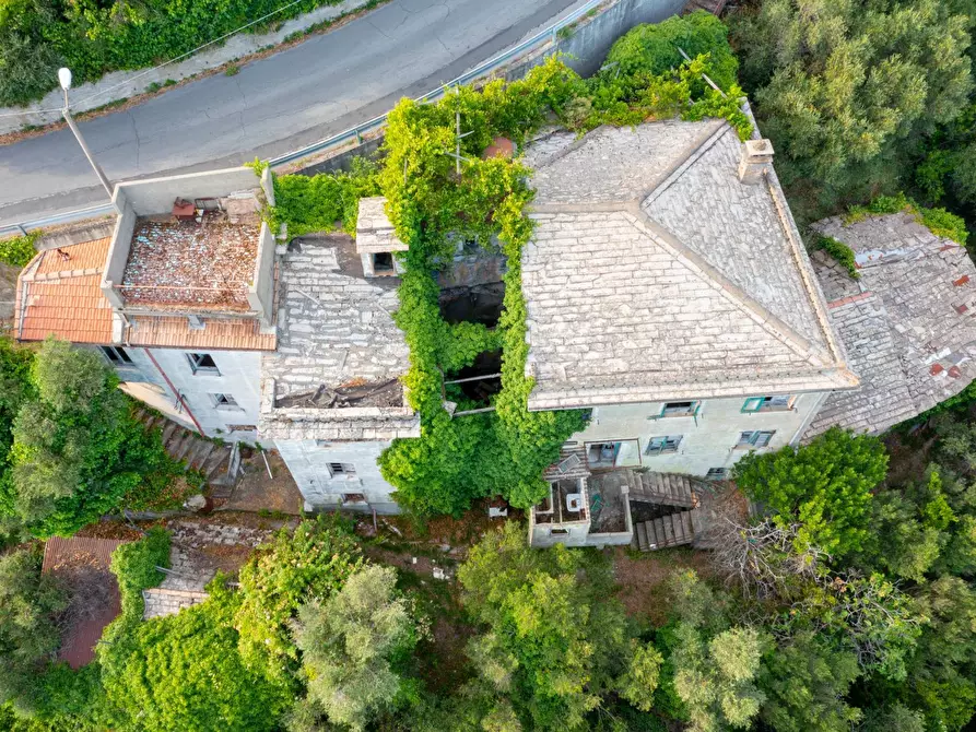 Immagine 46 di Casa semindipendente in vendita  in VIA CAV. FELICE COGORNO 90-84 a Avegno