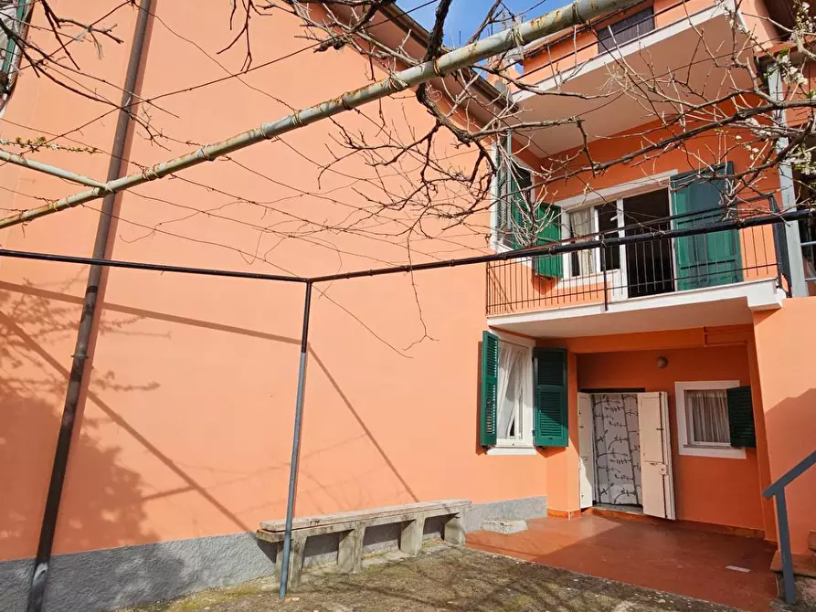 Immagine 3 di Casa semindipendente in vendita  in VIA 1 MAGGIO a Avegno
