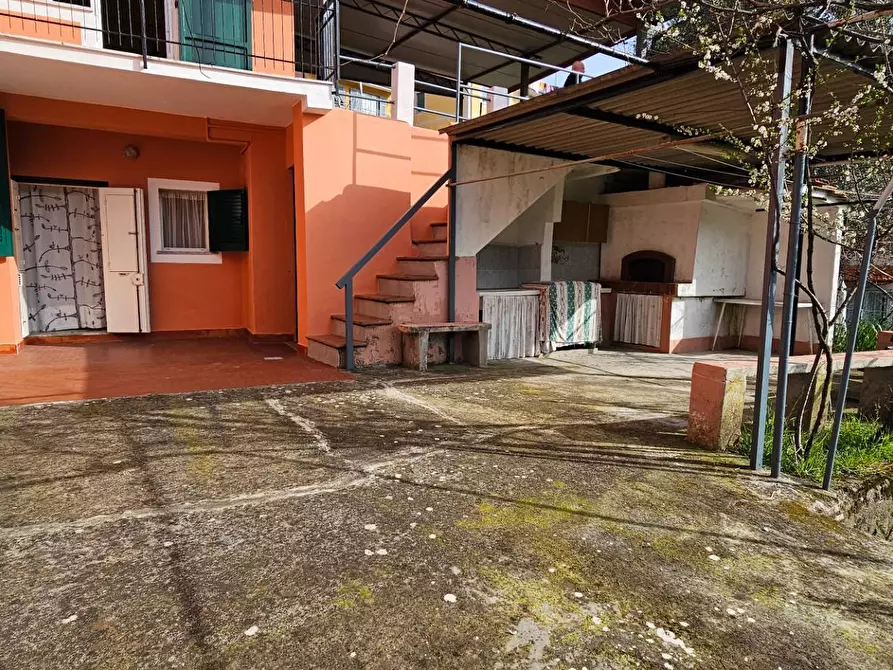 Immagine 23 di Casa semindipendente in vendita  in VIA 1 MAGGIO a Avegno