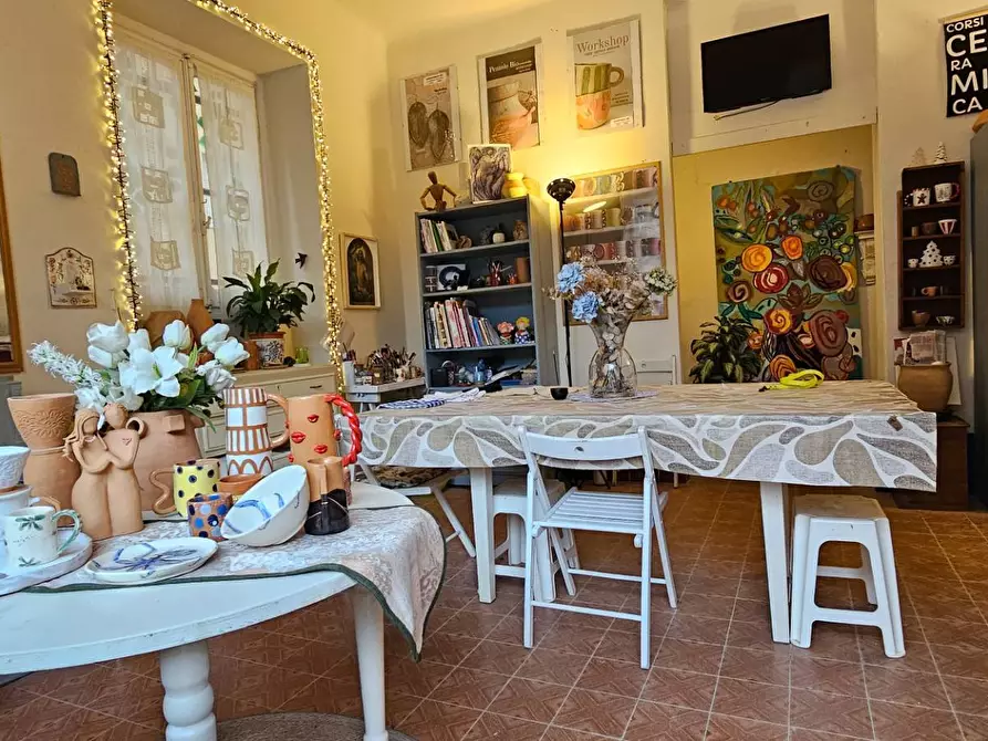 Immagine 7 di Locale commerciale in affitto  in VIA  TRIESTE 49 a Chiavari