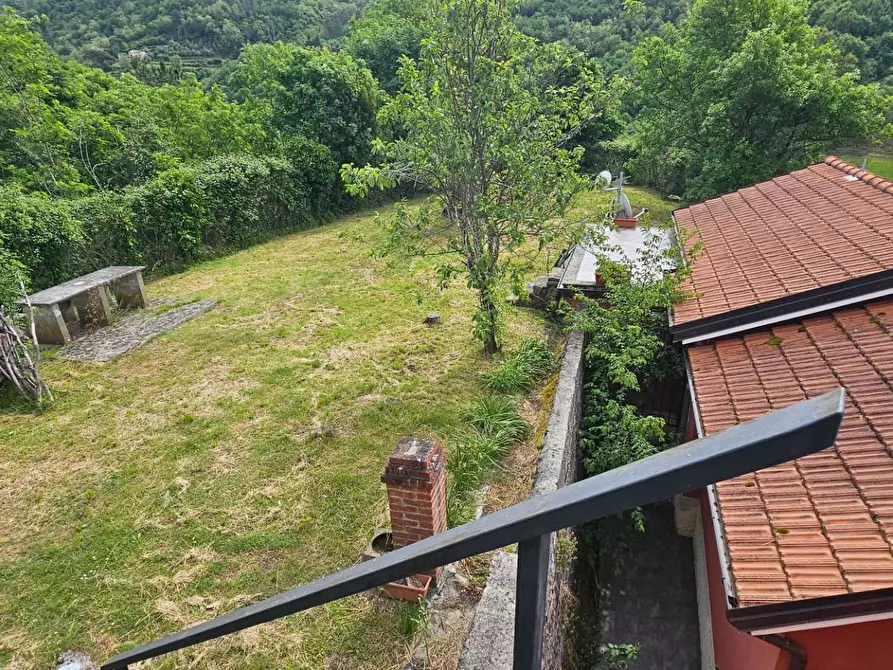 Immagine 5 di Casa semindipendente in vendita  a Mezzanego