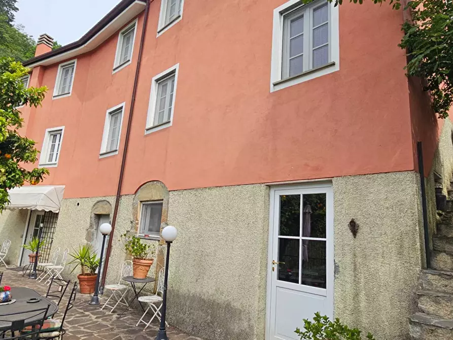 Immagine 8 di Casa semindipendente in vendita  a Mezzanego