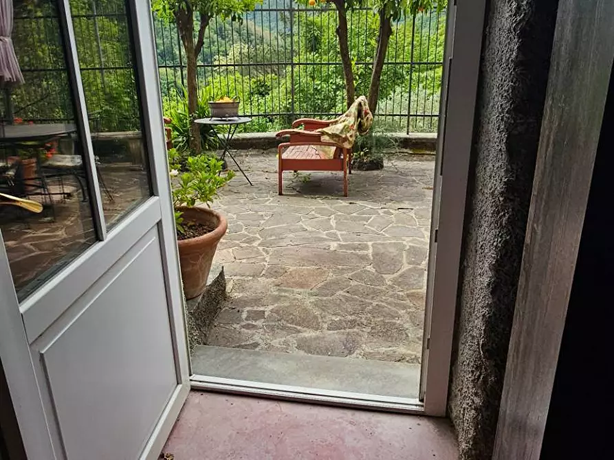 Immagine 39 di Casa semindipendente in vendita  a Mezzanego