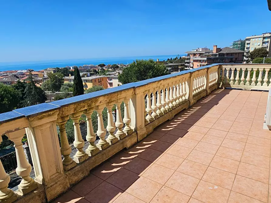 Immagine 11 di Casa semindipendente in vendita  a Chiavari