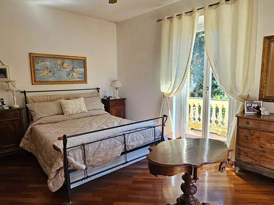 Immagine 22 di Casa semindipendente in vendita  a Chiavari