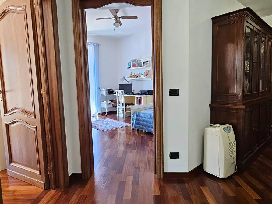 Immagine 28 di Casa semindipendente in vendita  a Chiavari