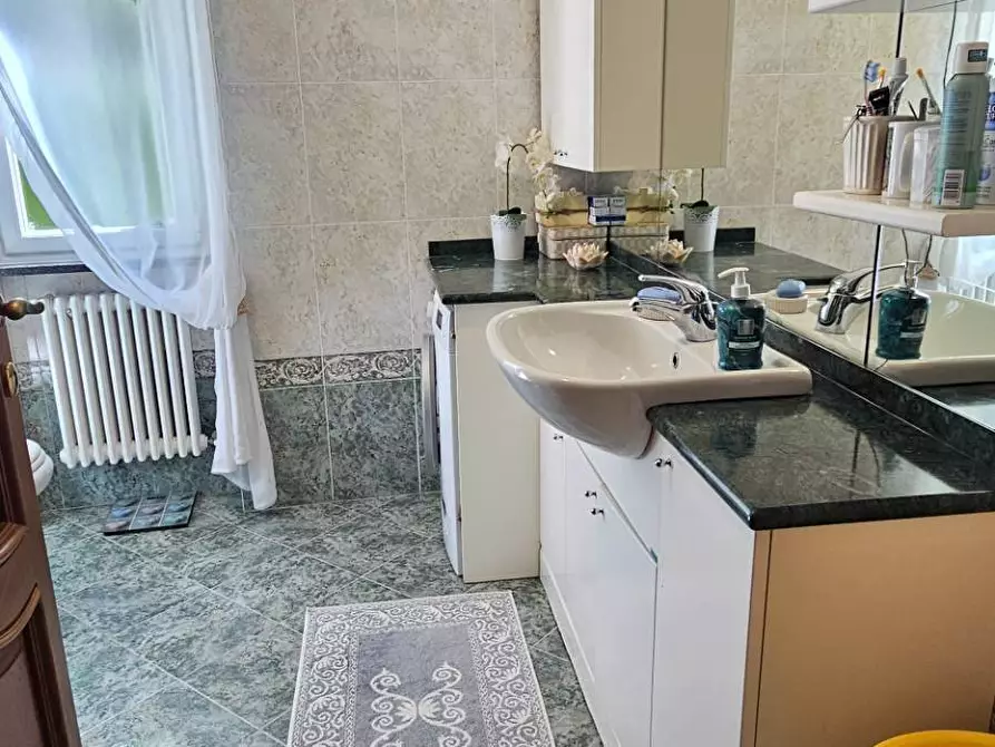 Immagine 31 di Casa semindipendente in vendita  a Chiavari