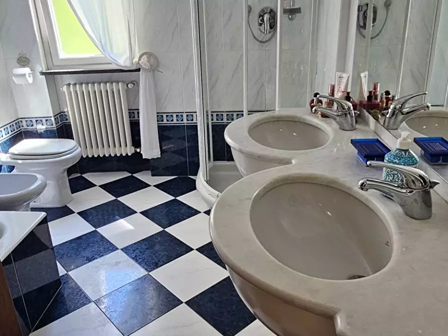 Immagine 33 di Casa semindipendente in vendita  a Chiavari