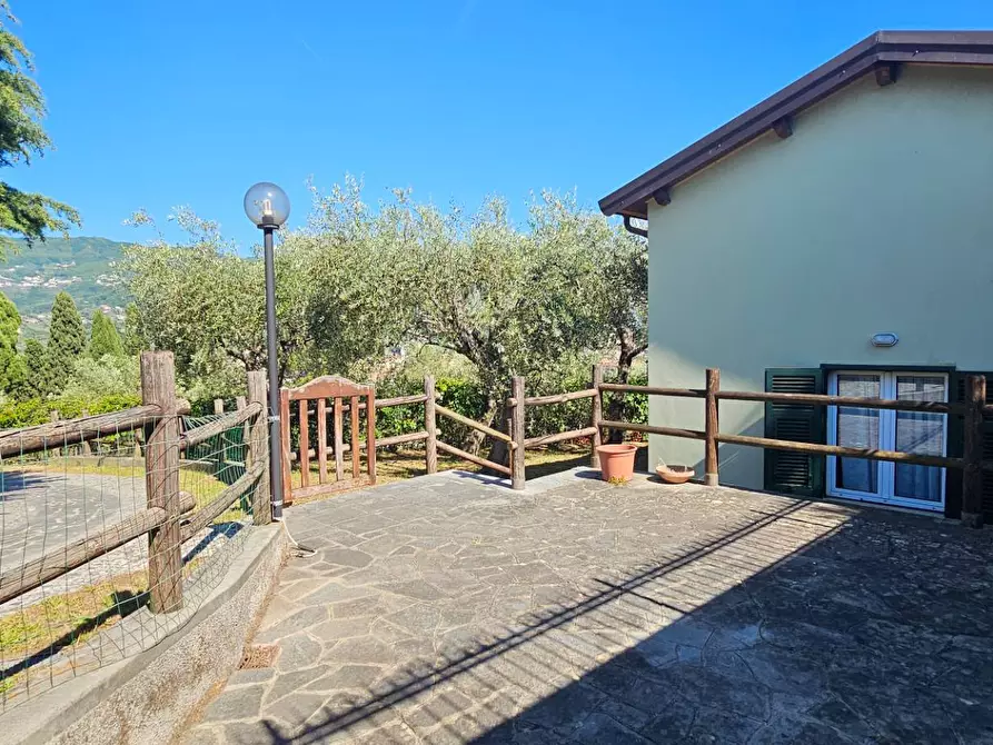 Immagine 39 di Casa semindipendente in vendita  a Chiavari