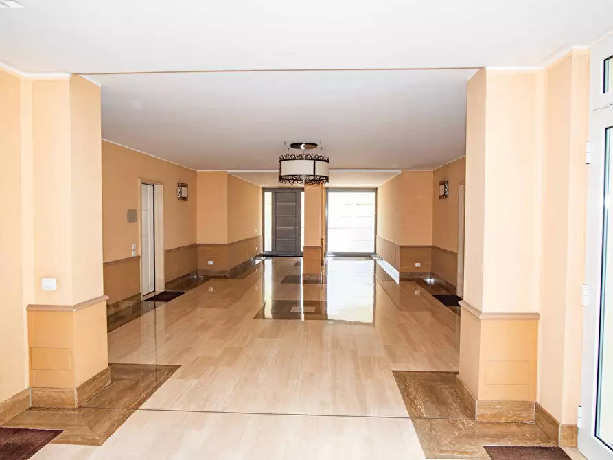 Immagine 20 di Ufficio in vendita  in via san Michele del Carso 5 a Rho