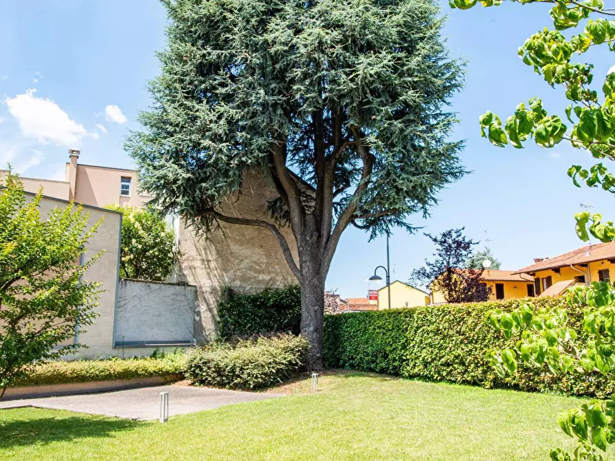 Immagine 30 di Ufficio in vendita  in via san Michele del Carso 5 a Rho