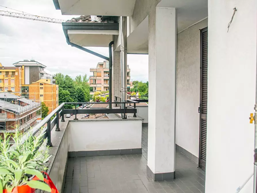 Immagine 28 di Attico in vendita  in via Castellazzo 65 a Rho