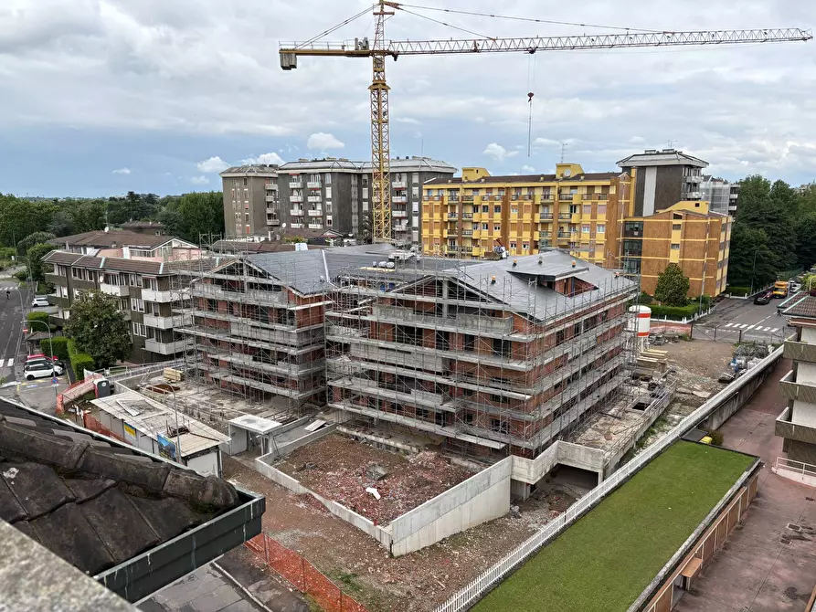 Immagine 4 di Appartamento in vendita  in via San Carlo 137 a Rho