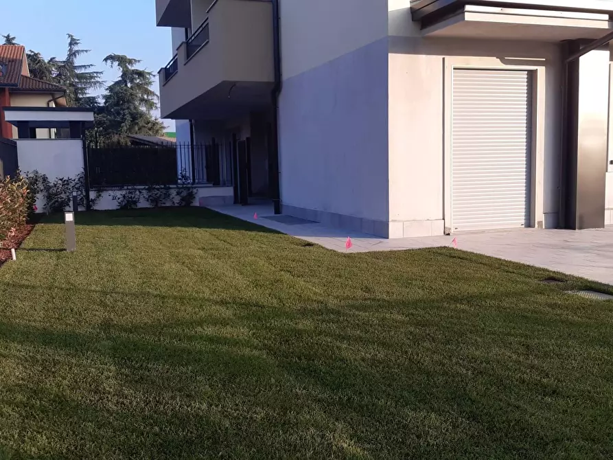 Immagine 13 di Agriturismo in vendita  in VIA STRADIVARI a Lainate