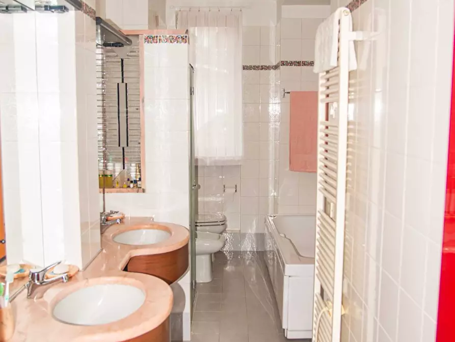 Immagine 31 di Attico in vendita  in via Castellazzo 65 a Rho