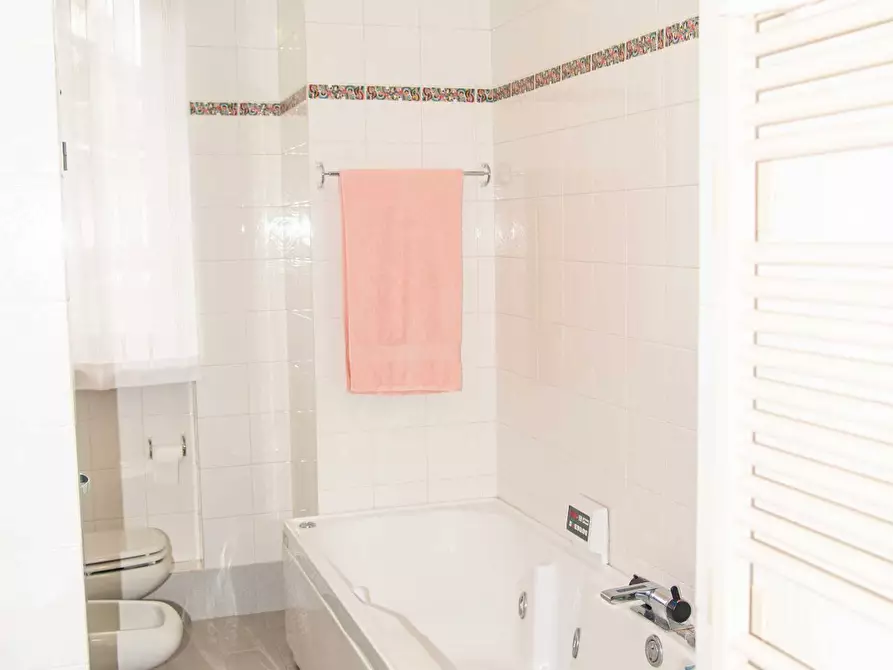 Immagine 33 di Attico in vendita  in via Castellazzo 65 a Rho