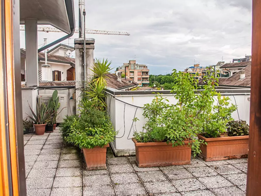 Immagine 48 di Attico in vendita  in via Castellazzo 65 a Rho