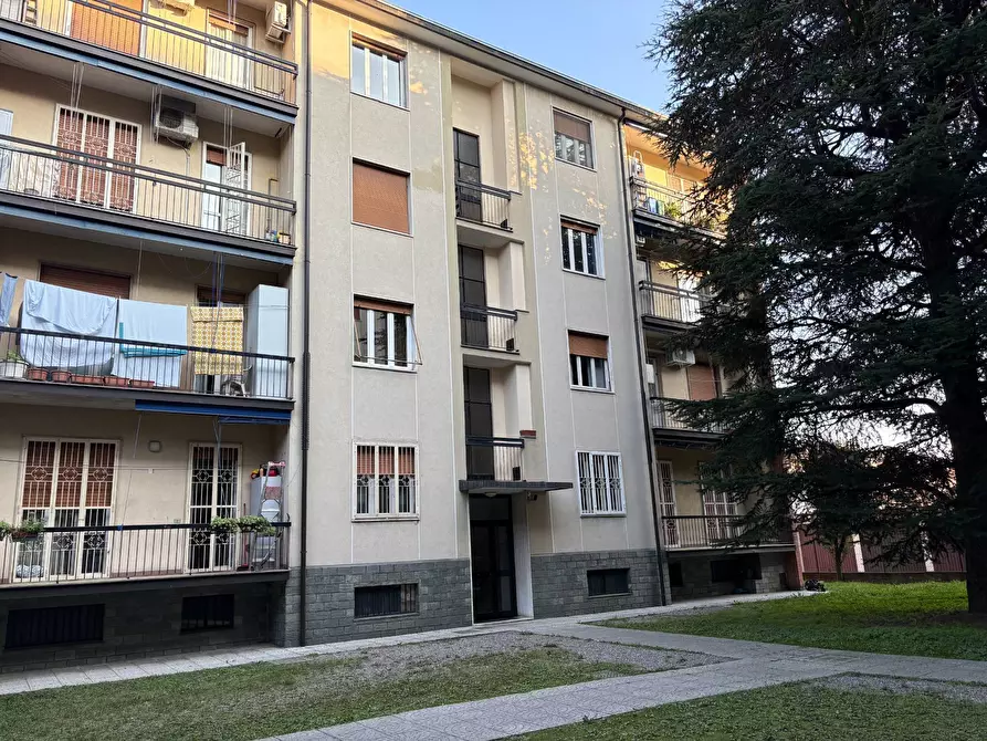 Immagine 3 di Appartamento in vendita  in VIA SAN CARLO 127 a Rho