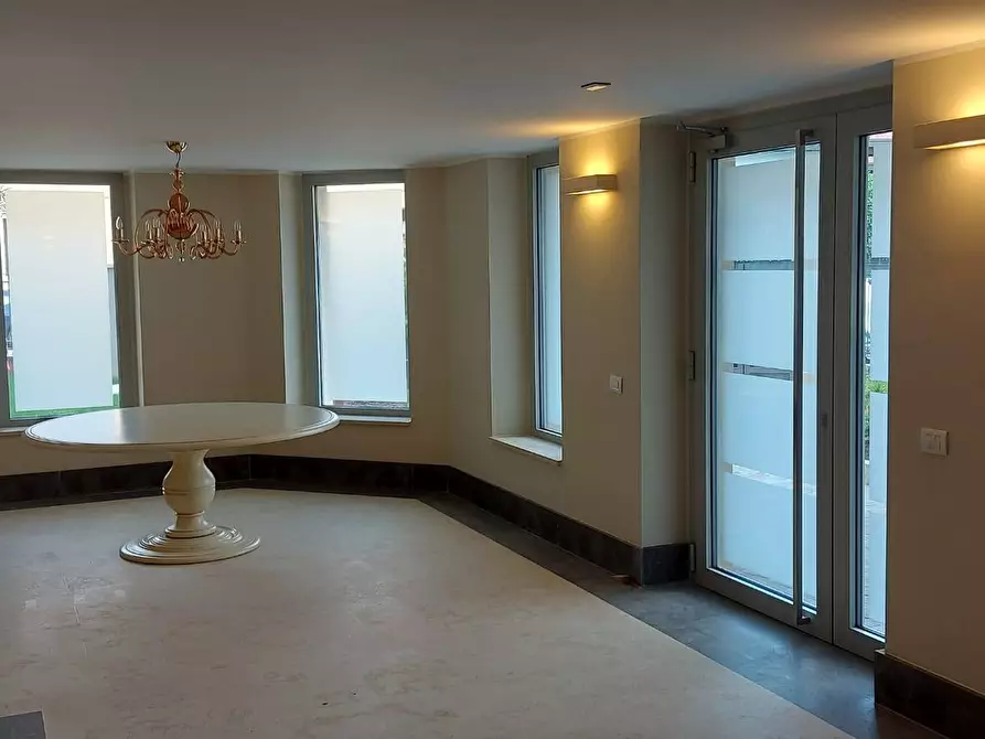 Immagine 3 di Appartamento in vendita  in VIA BORSI 9 a Rho