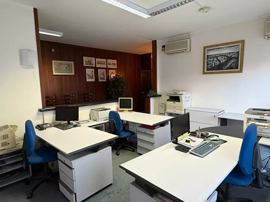 Immagine 6 di Ufficio in vendita  in via Martiri della Libertà 2 a Rho