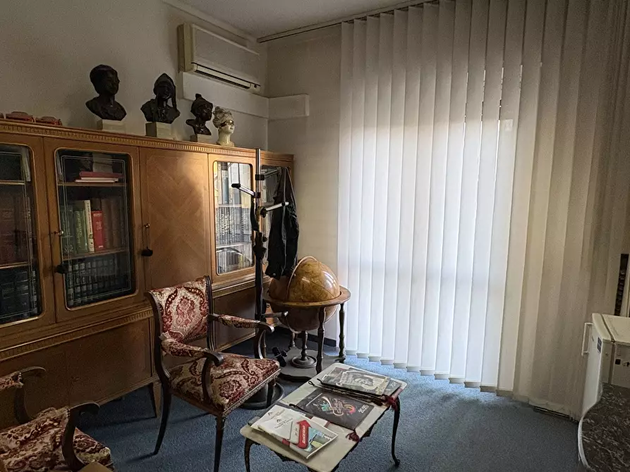 Immagine 9 di Ufficio in vendita  in via Martiri della Libertà 2 a Rho