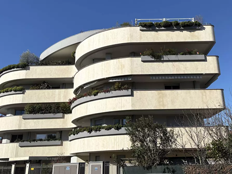 Immagine 1 di Appartamento in vendita  in VIA BORSI 9 a Rho