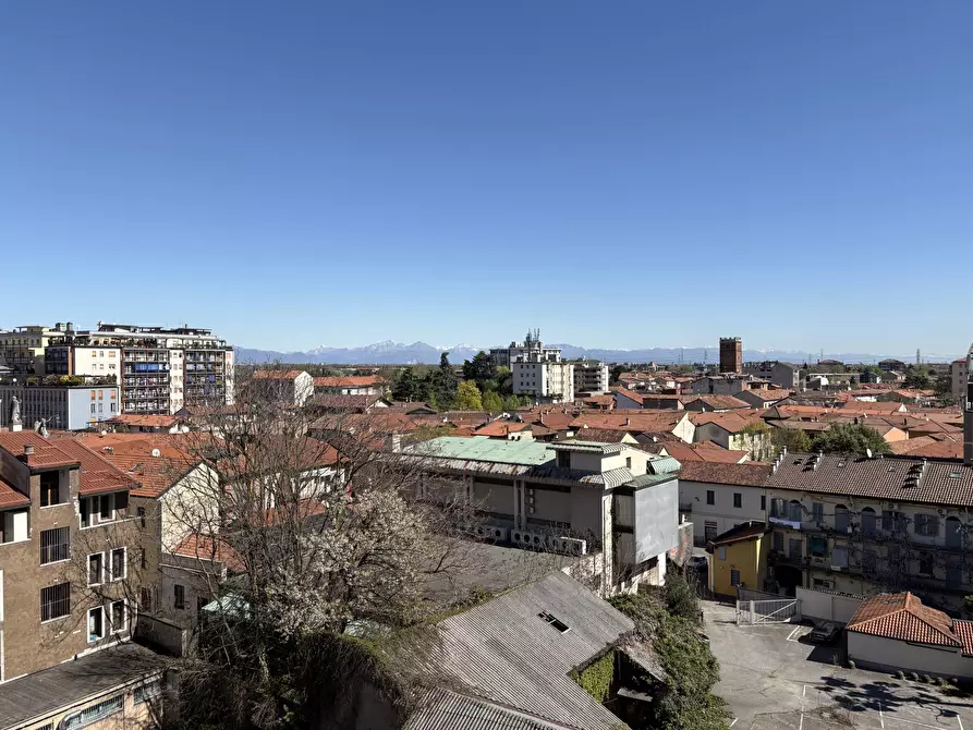 Immagine 5 di Agriturismo in vendita  in VIA MEDA 11 a Rho