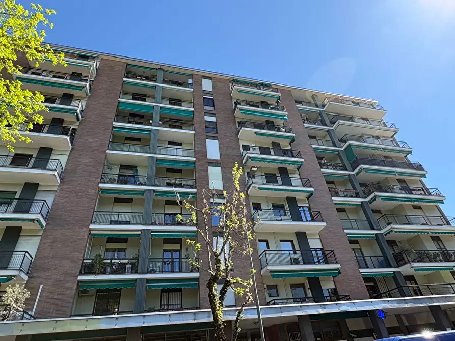 Immagine 2 di Agriturismo in vendita  in VIA MEDA 11 a Rho