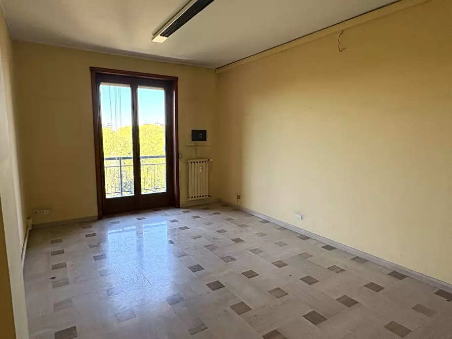 Immagine 17 di Agriturismo in vendita  in VIA MEDA 11 a Rho