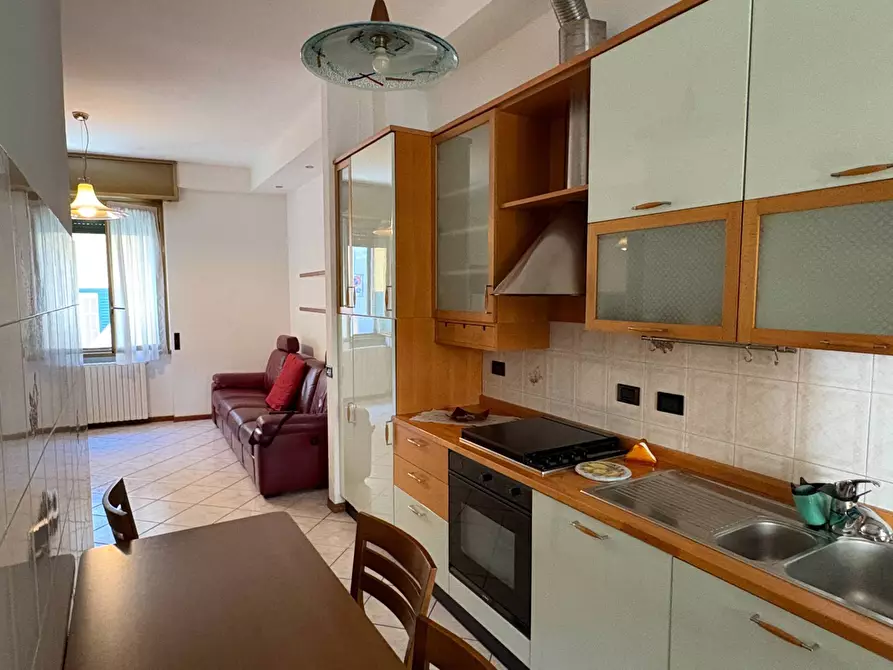 Immagine 8 di Casa semindipendente in affitto  in VIA UGO FOSCOLO 5 a Rho
